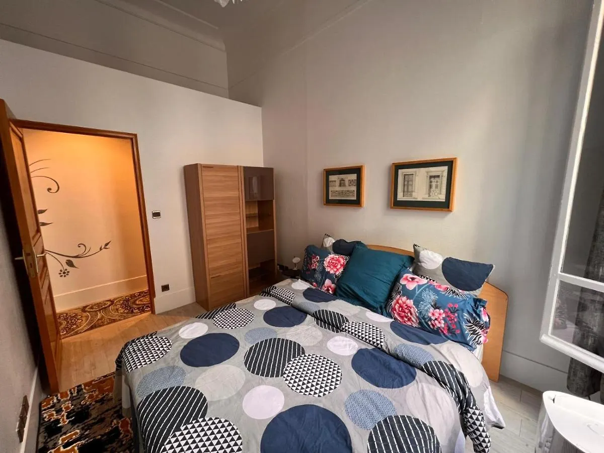 Luxury Champs-elysees - Hala Apartment